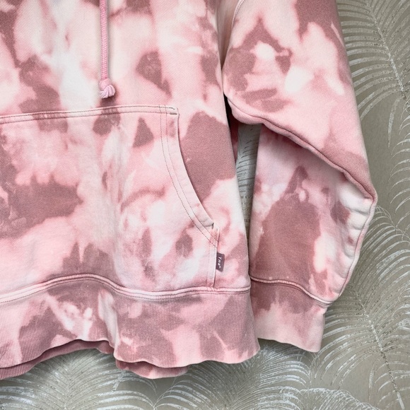 TNA Cotton Candy Clouds Hoodie - Picture 9 of 14
